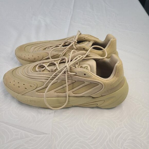 Adidas Original Men Ozelia Sneaker Size 9 - Picture 2 of 5